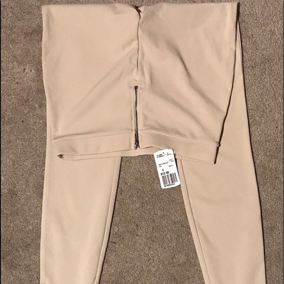 New with tag cream / beige dress pants - Picture 1 of 2